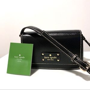 NWOT Kate Spade black crossbody/wallet on a string